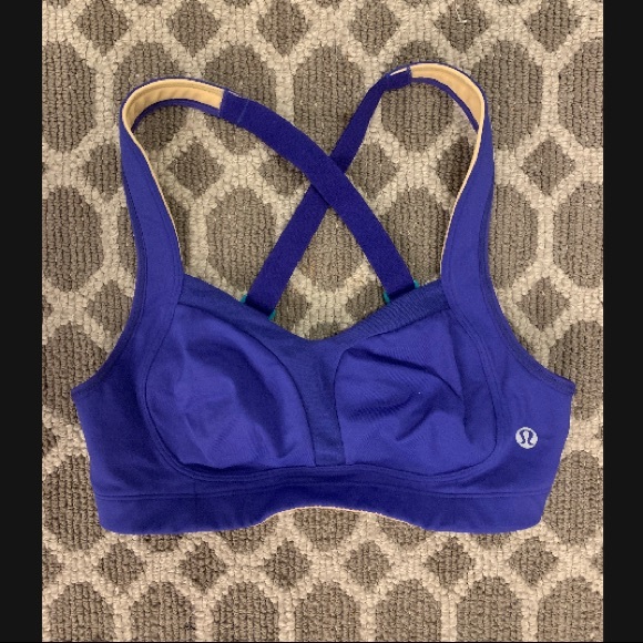 NEW Lululemon sports bra - Picture 1 of 3
